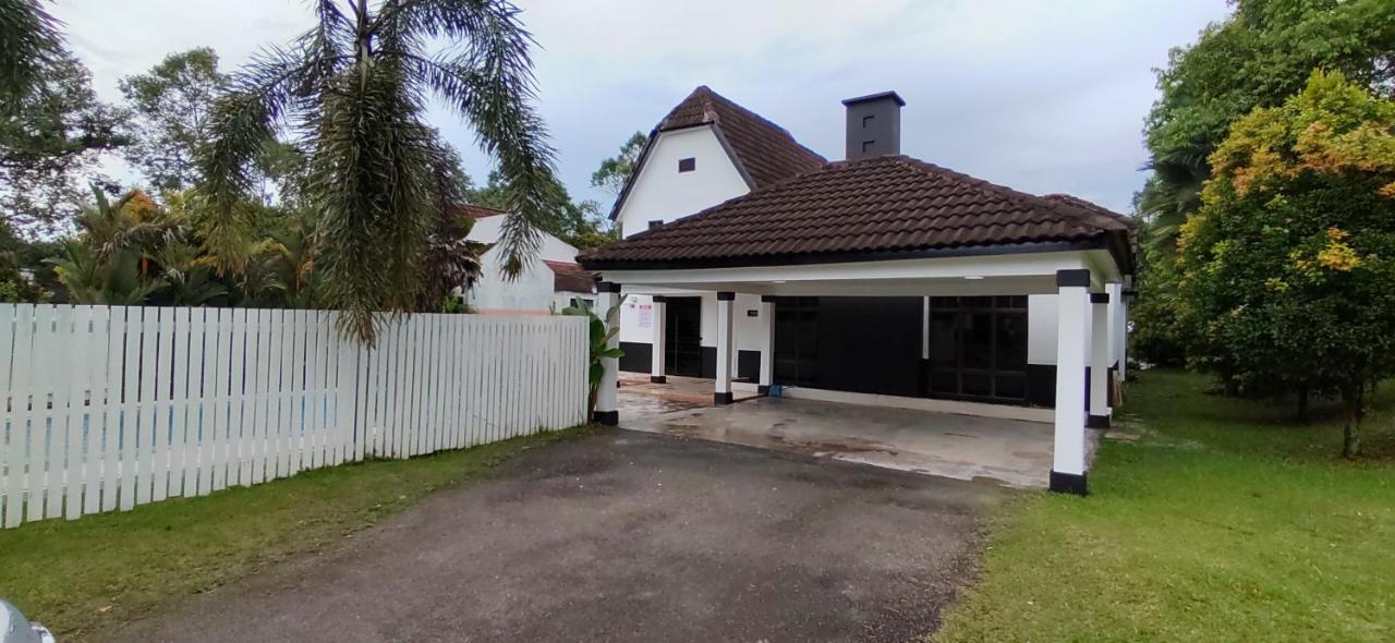 A'Famosa Private Pool Villa Alor Gajah Exterior photo